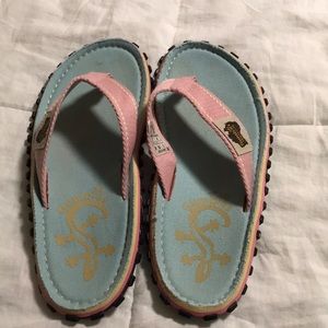 Gumbies flip flops Excellent Condition